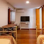 Francy House 招待所