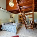 招待所 Francy House 3*