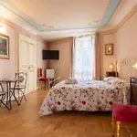 Francy House 招待所 泰尔米尼伊梅雷塞