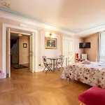 Francy House 招待所
