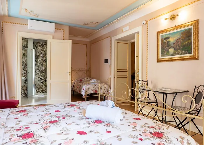 Francy House ゲストハウス 3*