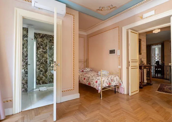 Francy House ゲストハウス テルミニ・イメレーゼ